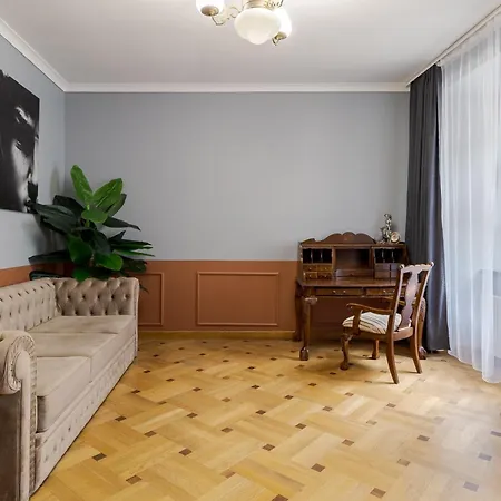 Tut Staroevreyska With Terrace Apartment Lemberg