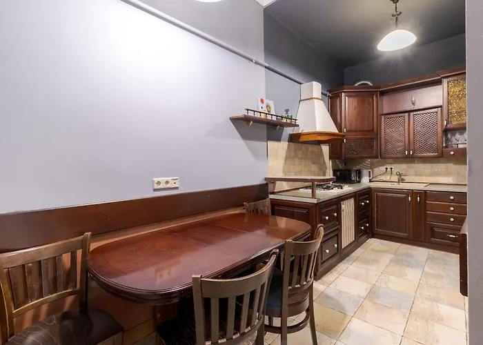 Tut Staroevreyska With Terrace Lemberg